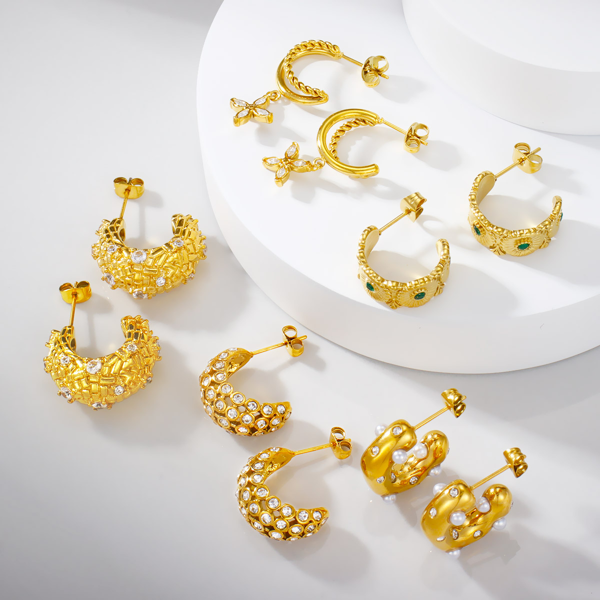 18k镀金不锈钢锤纹珍珠锆石C形耳环